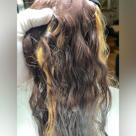 🌺🌺2Fer! HAIR, 30” ponytail, dark brown highlighted and 22” with wrap arounds. - Picture 11 of 11